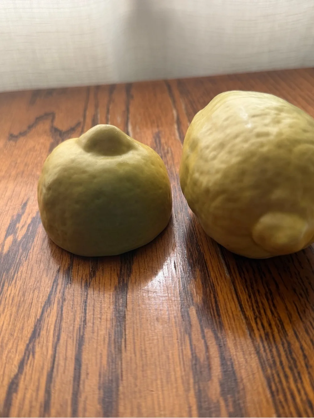 1990s Patricia Garrett Handmade American Pottery Lemons Salt & Pepper Set- 2